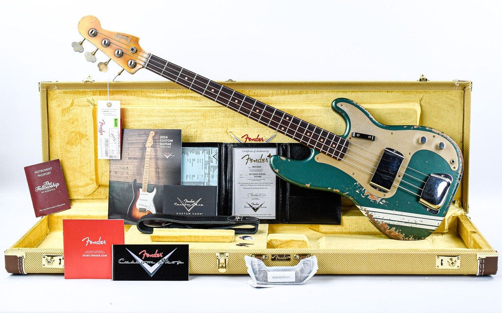 Fender Custom Shop 1959 Precision Bass Sherwood Metallic-1.jpg