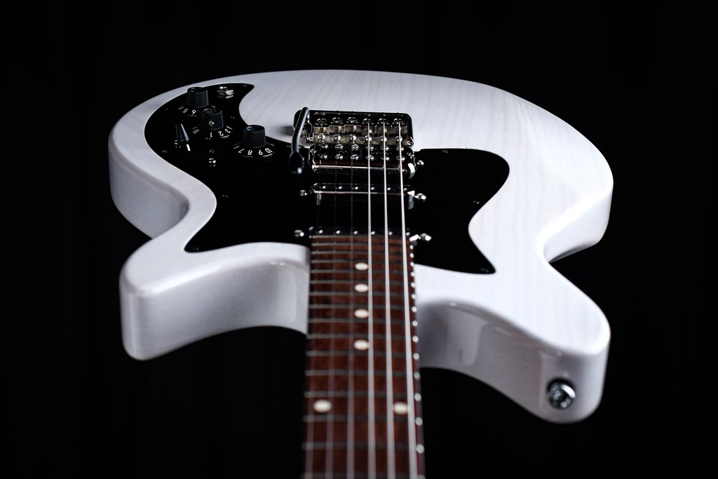 Eastman D'Ambrosio DC 74 Vintage Blonde-14.jpg