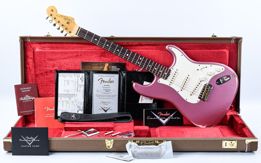 Fender Custom Shop 1965 Stratocaster Burgundy Mist Journeyman Relic-1.jpg