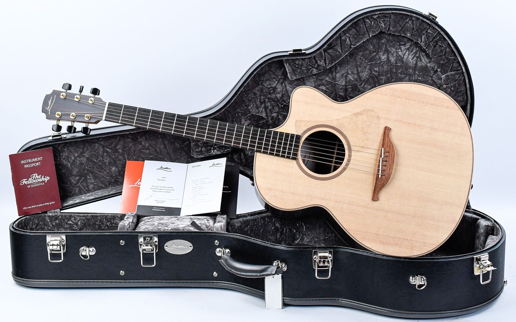 Lowden O32c Rosewood Spruce-1.jpg