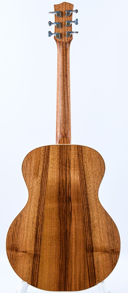 Kalli Tucka OM Lebanon Cedar-7.jpg