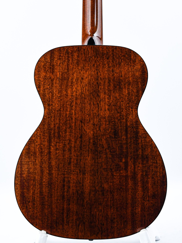 Martin OM-18 Authentic 1933 Brownburst 2016-6.jpg