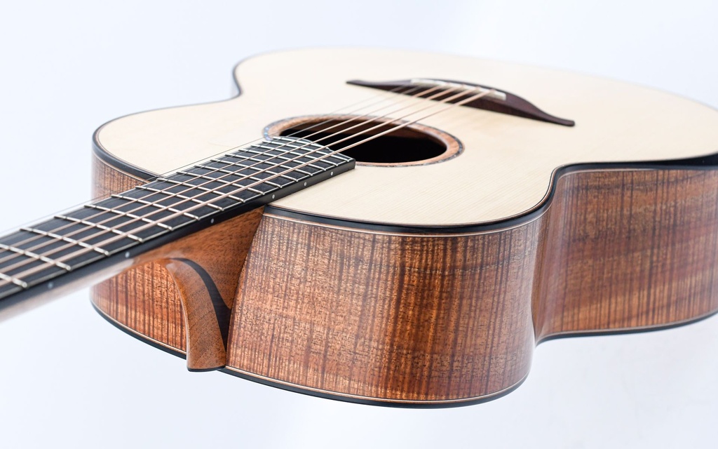 Lowden F50 Koa Alpine Spruce-9.jpg