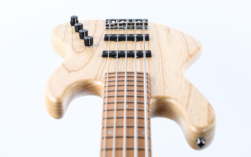 Sadowsky MasterBuilt 21-Fret Standard J-J Bass Red Alder Body 5-String Natural Transparent Satin-13.jpg