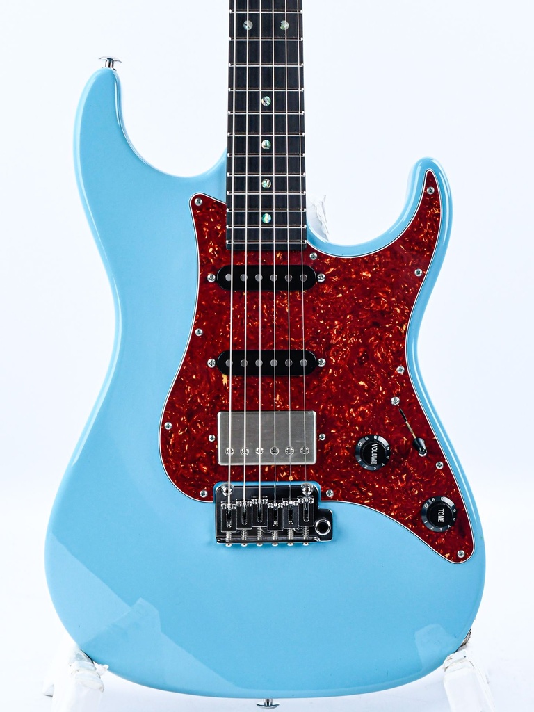 Suhr Custom S Antique Daphne Blue Roasted Flamed Maple-3.jpg