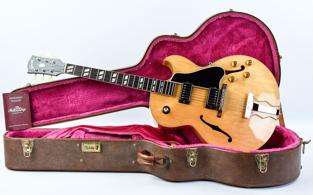 Gibson ES175 DN 1959.jpg