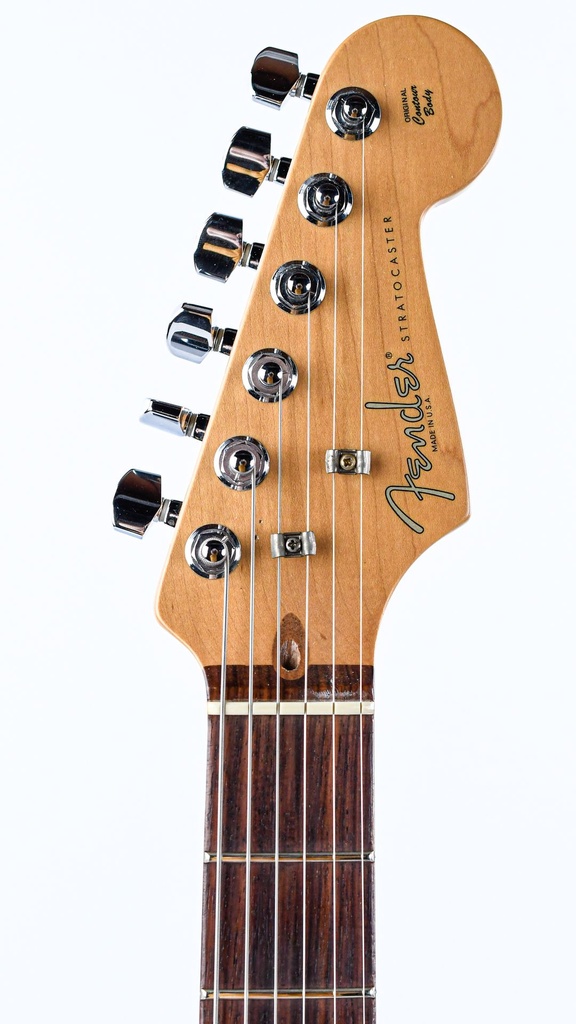 Fender Stratocaster 2001-4.jpg