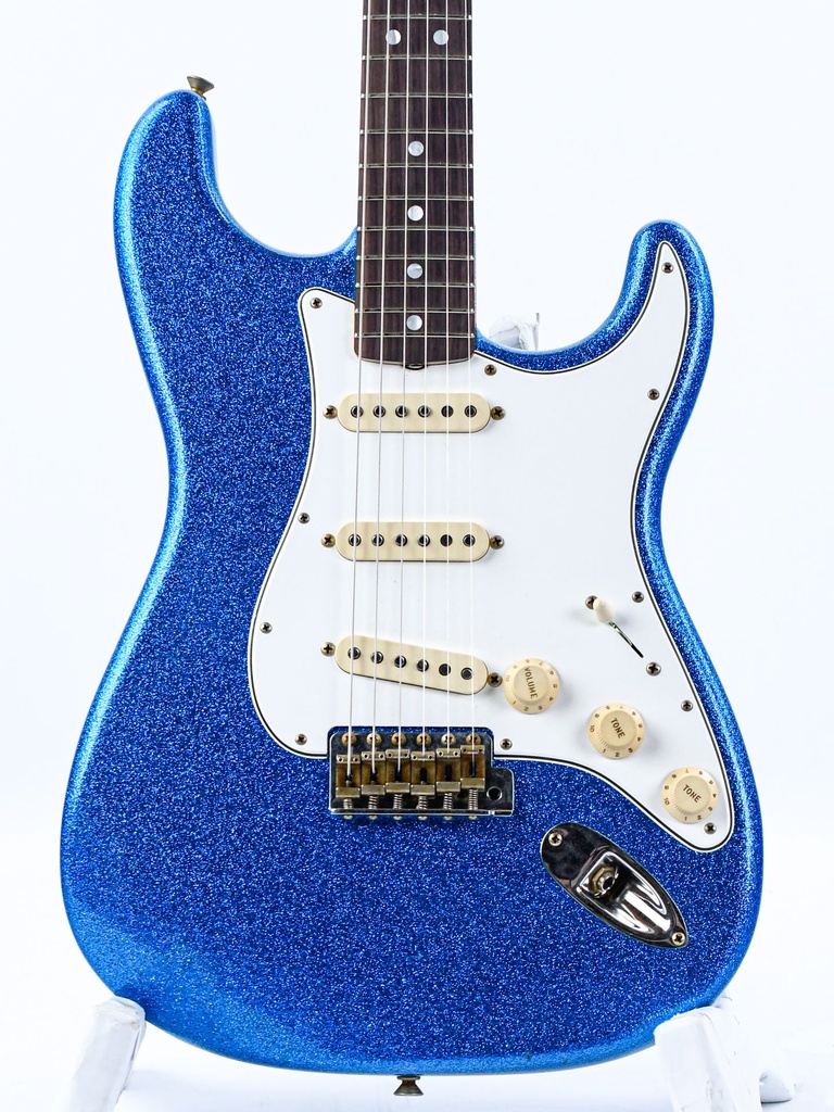 [9238014878] Fender Custom Shop '65 Stratocaster Blue Sparkle Relic-3.jpg