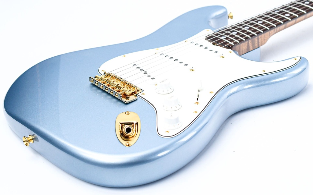 [9238014881] Fender Custom Shop '65 Stratocaster Ice Blue Metallic-12.jpg