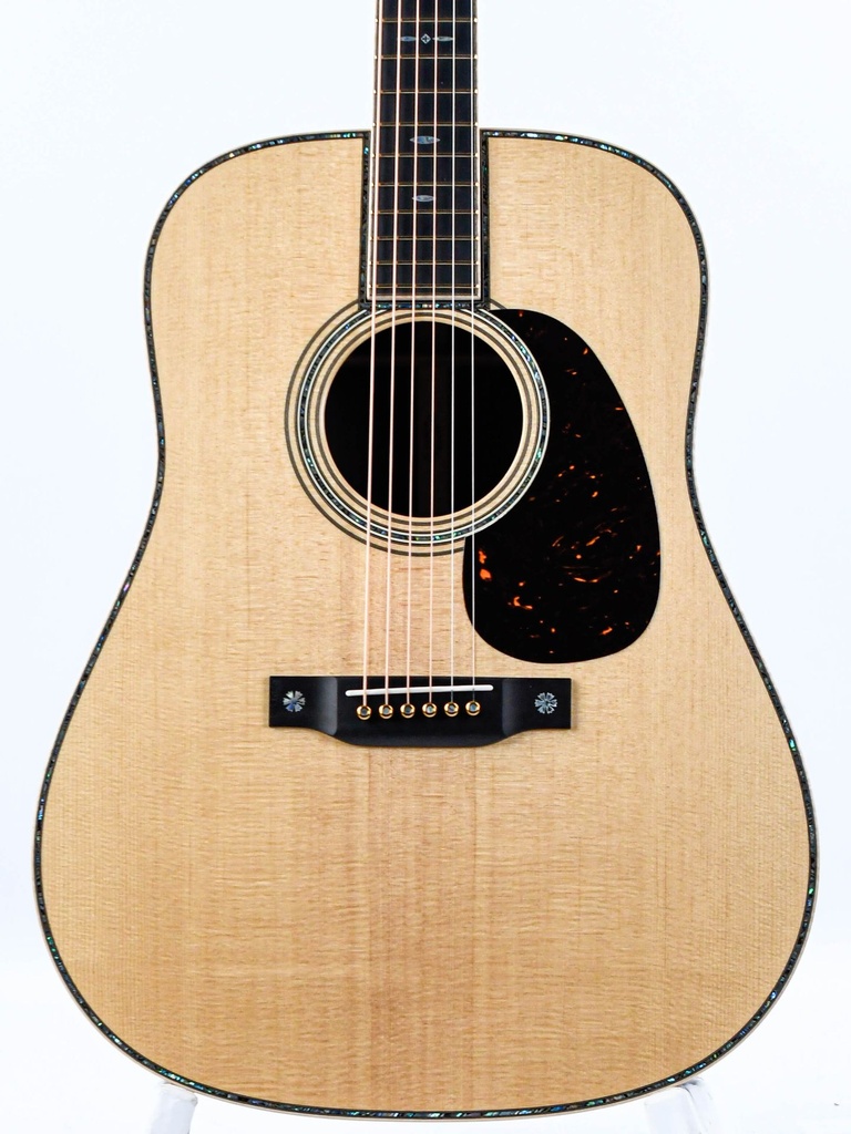 Martin D42 Modern Deluxe 2023-3.jpg