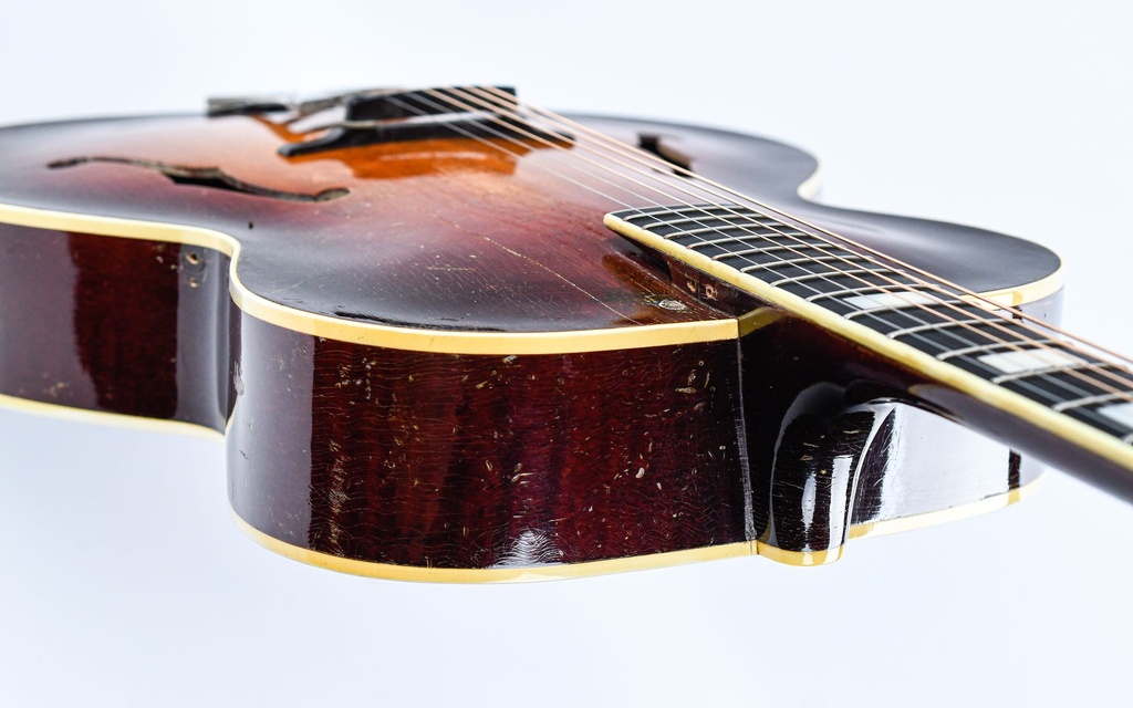 D'Angelico A1 Archtop 1942-8.jpg