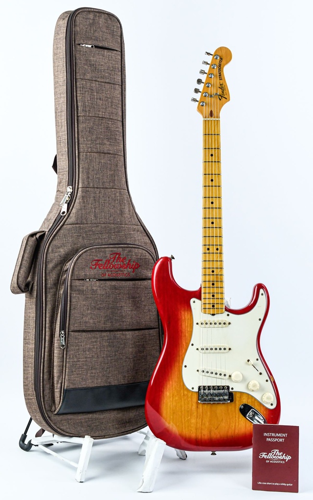 Fender Stratocaster Dan Smith Era Cherry Two Tone Sunburst 1981.jpg