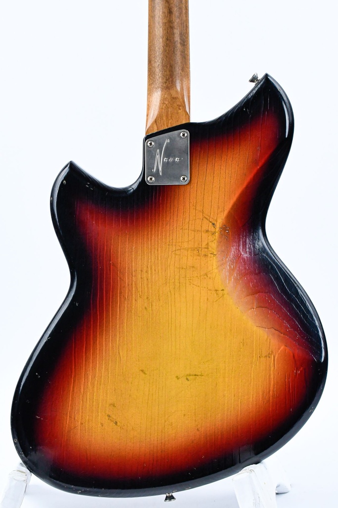 Novo SERUS J 64 3-Tone Burst #24636-7.jpg