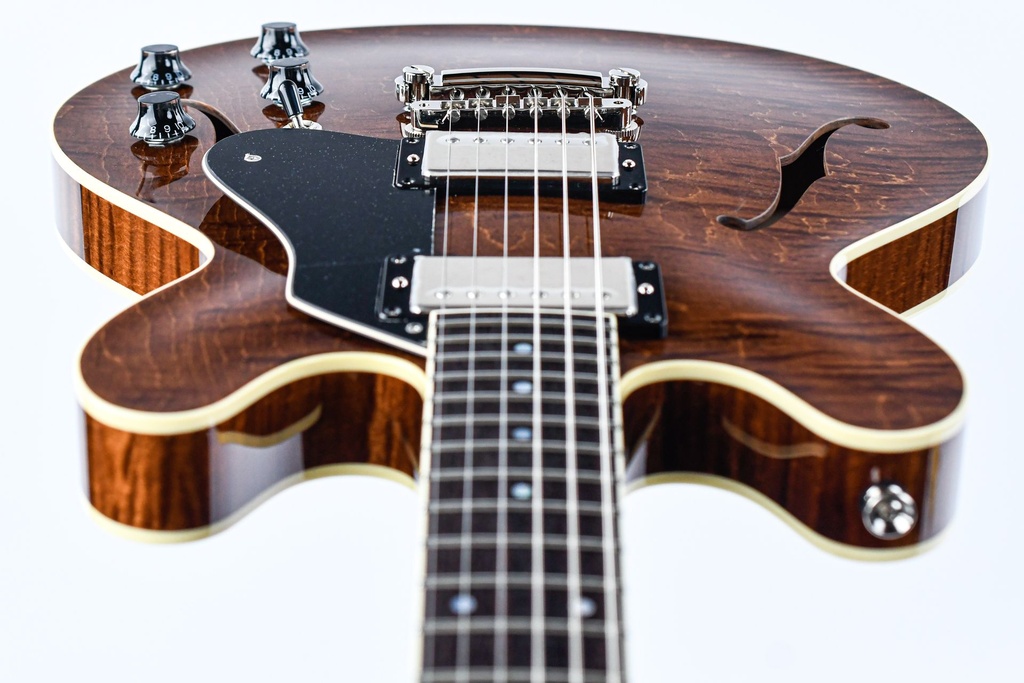 Collings I35LC Walnut-16.jpg