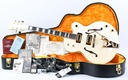 Gretsch G8424T Billy Duffy Signature Falcon LTD Vintage White Lacquer-1.jpg