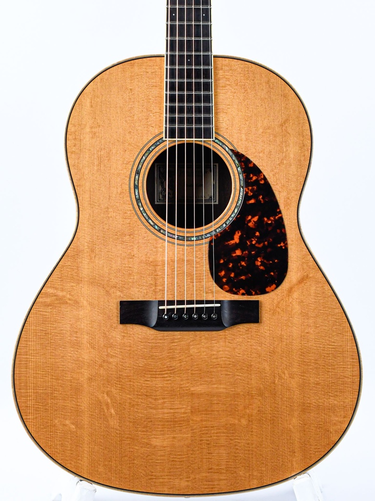 Larrivee L09 Indian Rosewood Sitka Spruce 2005-3.jpg