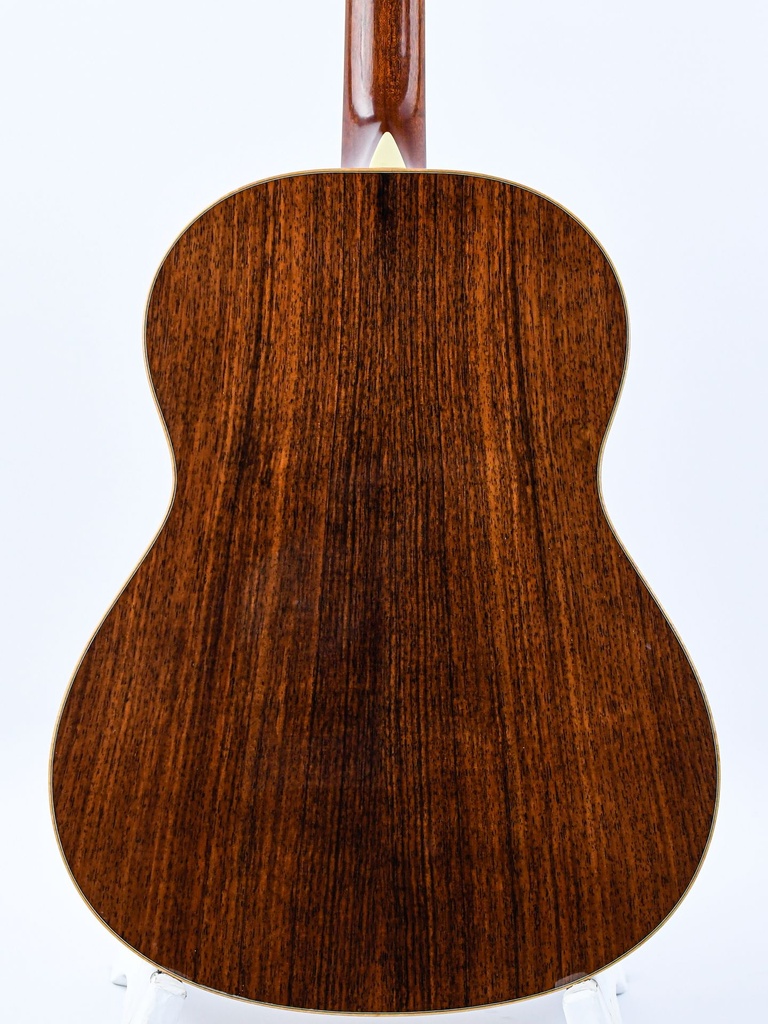 Larrivee L09 Indian Rosewood Sitka Spruce 2005-6.jpg