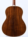 Larrivee L09 Indian Rosewood Sitka Spruce 2005-6.jpg