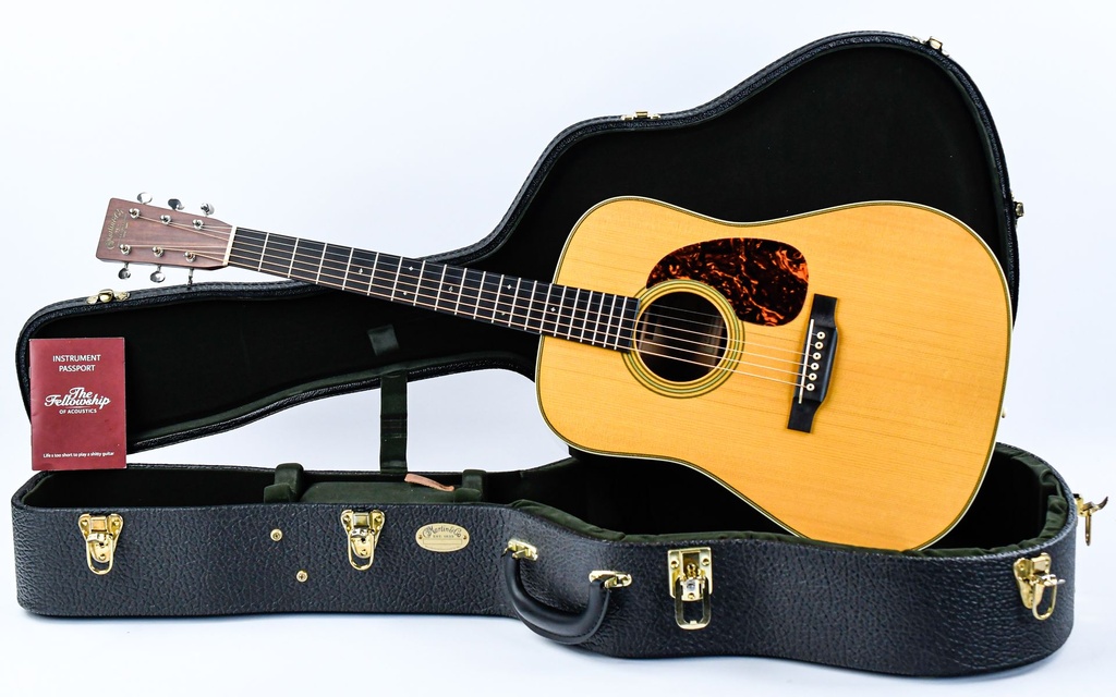 Martin D28 Limited Edition 75th Anniversary 2009-1.jpg