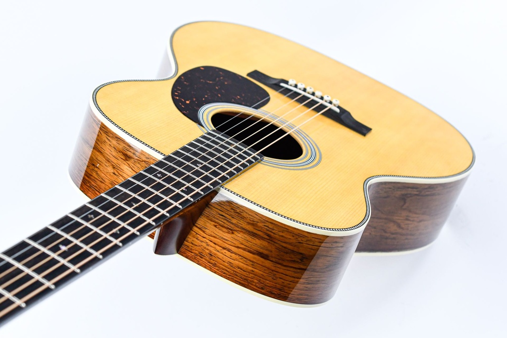 Martin Custom Shop 000 14 Slotted Sitka Guatemalan Rosewood 2023-8.jpg