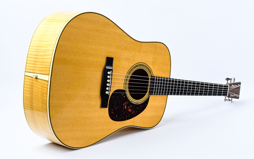 Martin D30 Custom Maple 2010-11.jpg