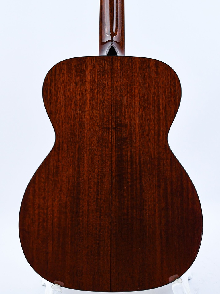 Collings OM1T Old Growth Sitka Honduran Mahogany 2023-6.jpg