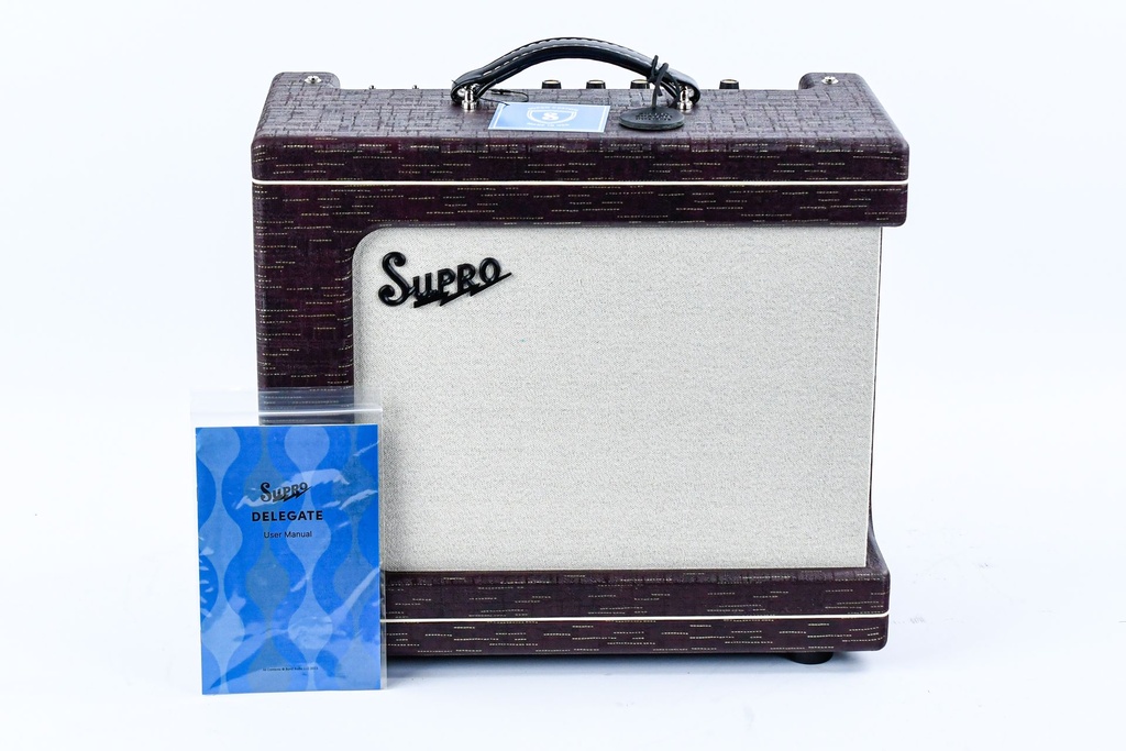 Supro Delegate 1x12 Custom Combo Burgundy-1.jpg