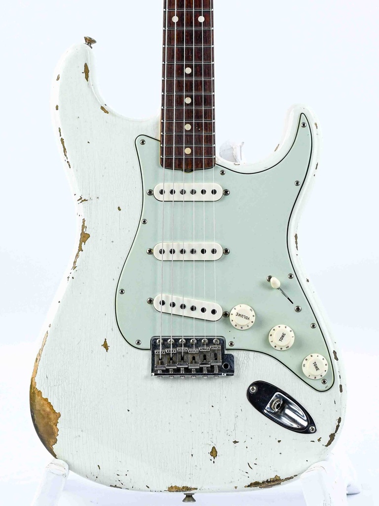 Fender 1961 Stratocaster Heavy Relic Custom Shop Olympic White-4.jpg