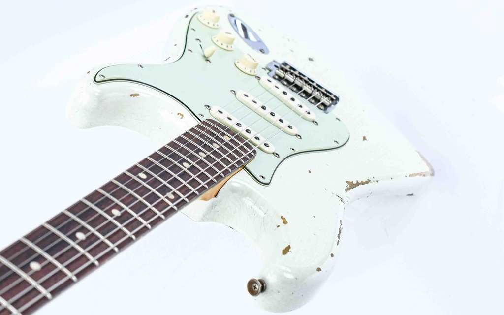 Fender 1961 Stratocaster Heavy Relic Custom Shop Olympic White-9.jpg