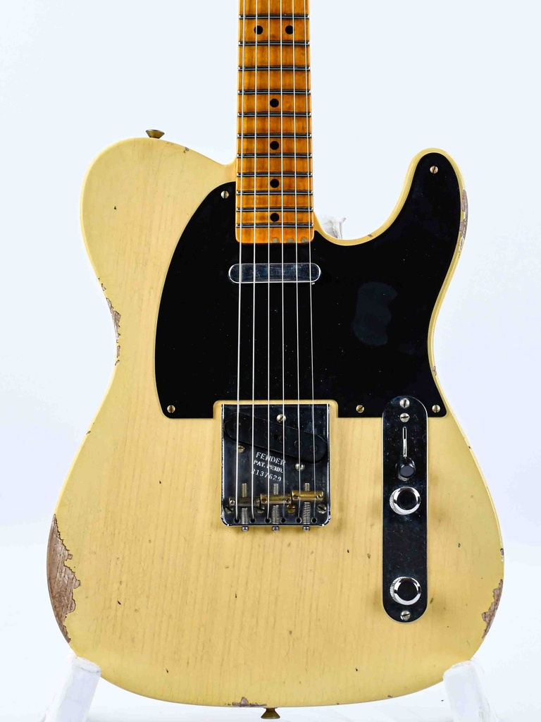 Fender Custom Shop 1951 Nocaster Blonde Relic-4.jpg