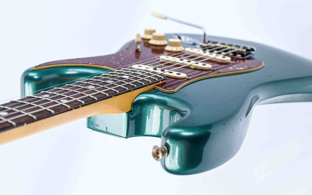 Fender Custom Shop 1965 Stratocaster Sherwood Green Journeyman Relic-9.jpg