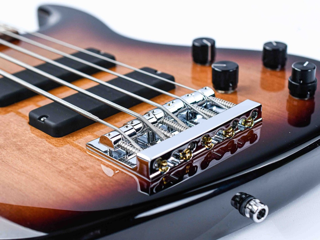 Sadowsky MetroLine 24-Fret Modern Bass Red Alder Body 5-String - '59 Burst Transparent High Polish-11.jpg