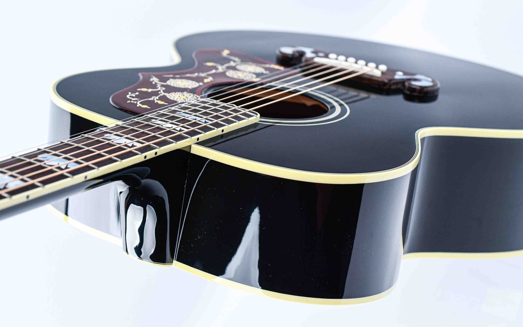 Gibson Elvis SJ200 Ebony-8.jpg