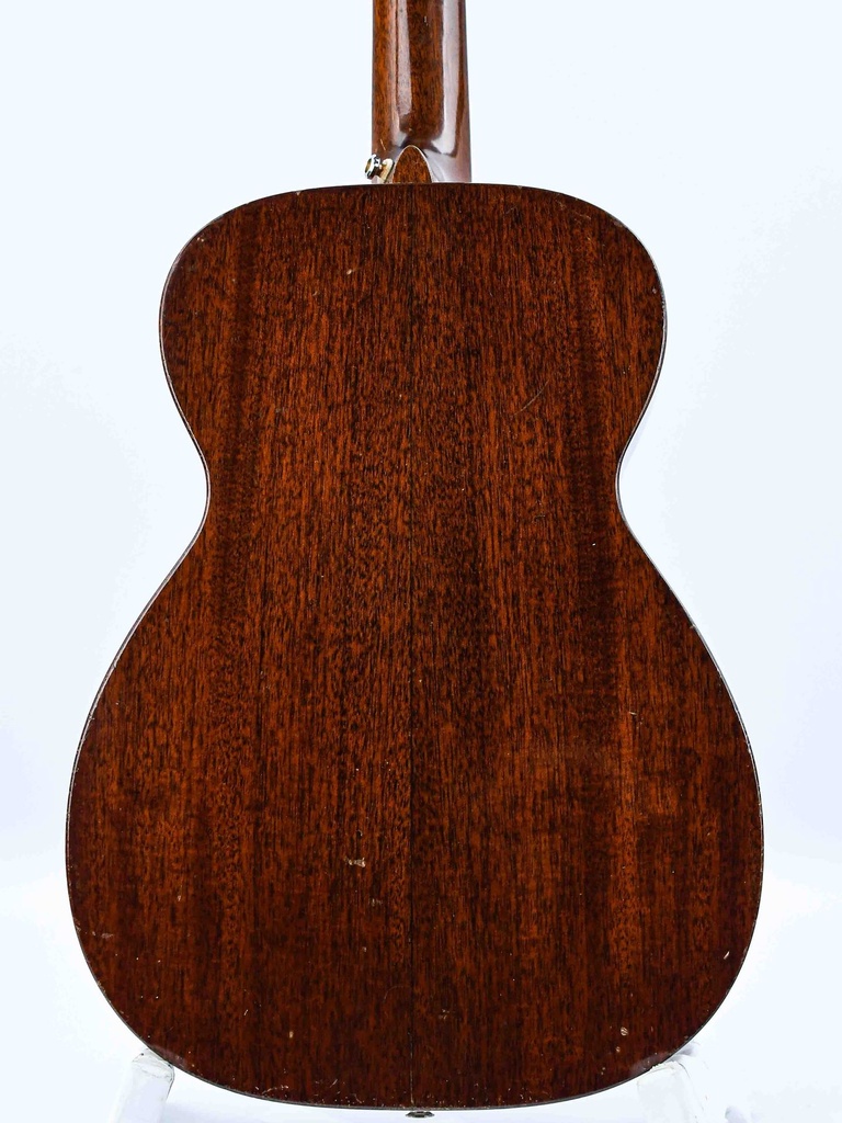 Martin 015 Mahogany 1955-6.jpg