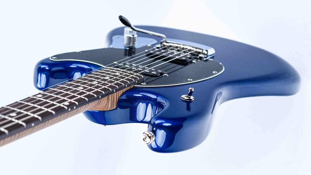 Music Man StingRay RS Lakeside Blue-8.jpg