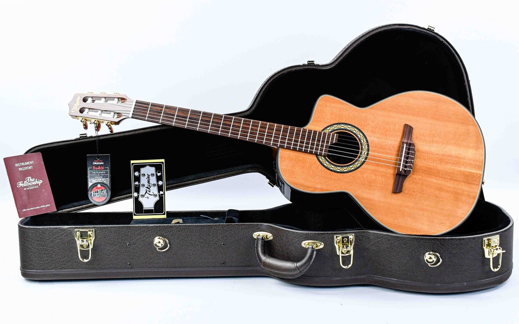 Takamine TC135SC Crossover Nylong 2019-1.jpg