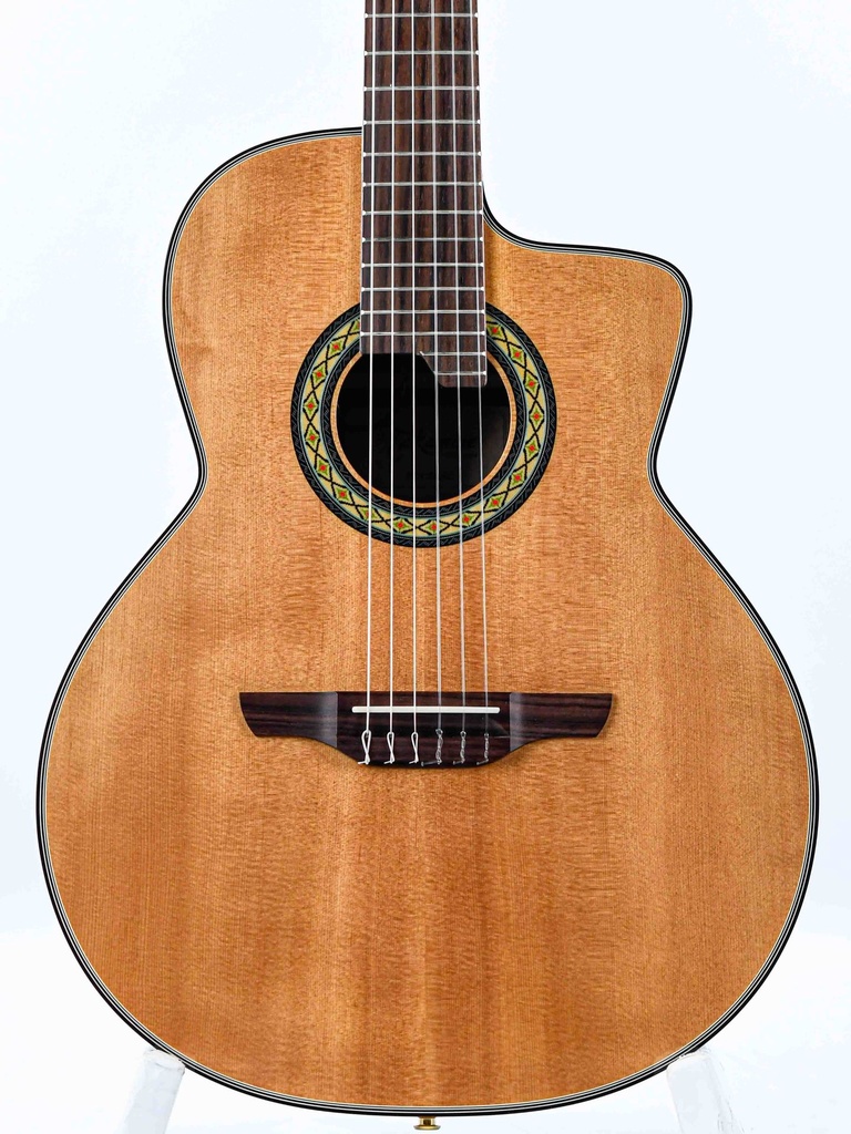 Takamine TC135SC Crossover Nylong 2019-3.jpg