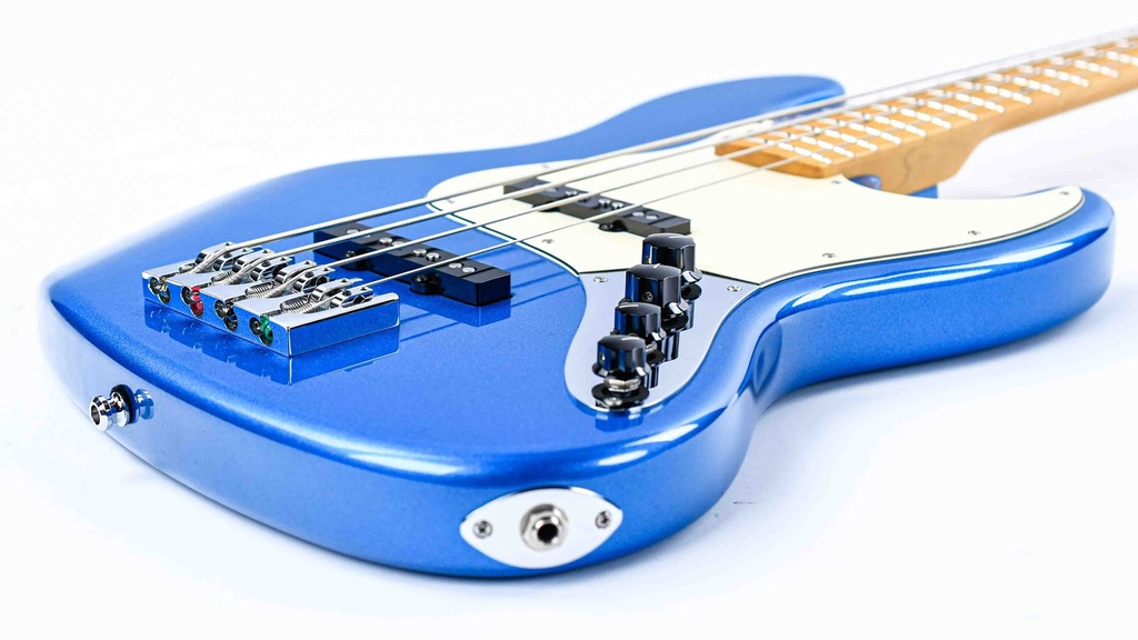 Suhr Classic J Custom Lake Placid Blue Metallic 2013-13.jpg