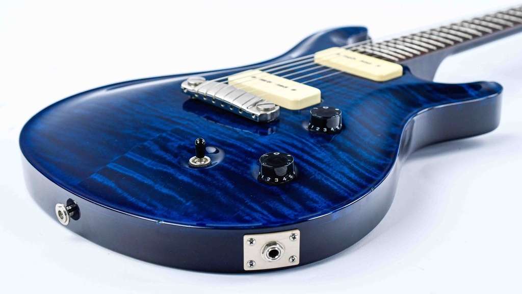 PRS MCCarthy Royal Blue P90 2000-11.jpg