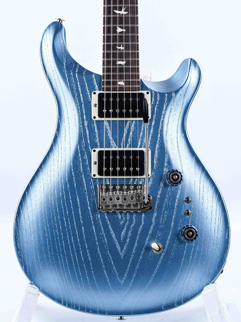 PRS CE 24-08 Swamp Ash Satin Frost Blue Metallic-3.jpg