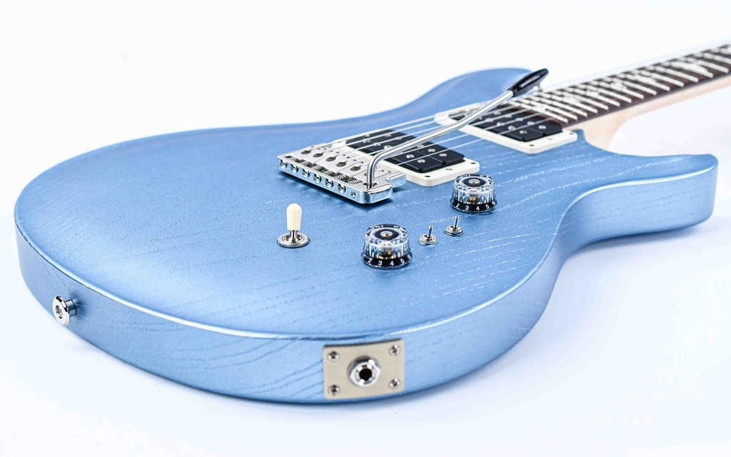 PRS CE 24-08 Swamp Ash Satin Frost Blue Metallic-11.jpg