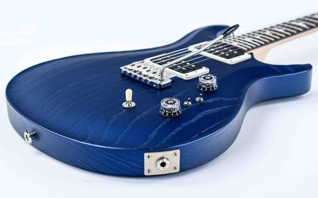 PRS CE 24-08 Swamp Ash Satin Metallic Midnight-11.jpg