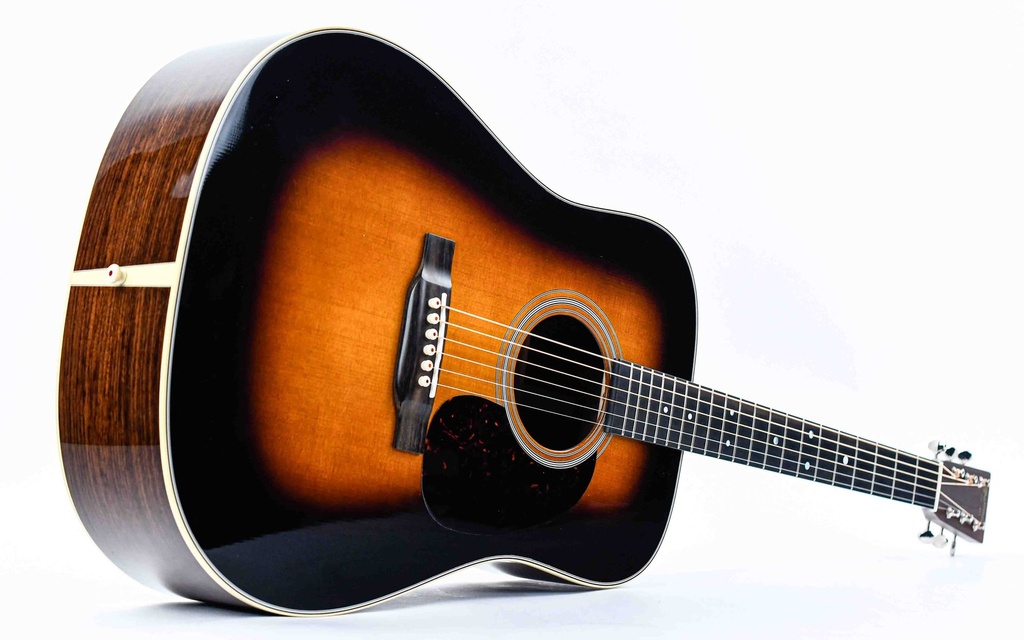 Martin D28 1935 Sunburst 2022-12.jpg