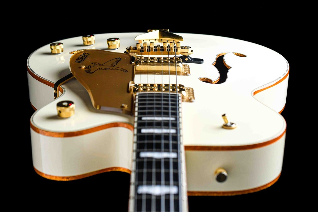 Gretsch 6136 White Falcon 1990-15.jpg