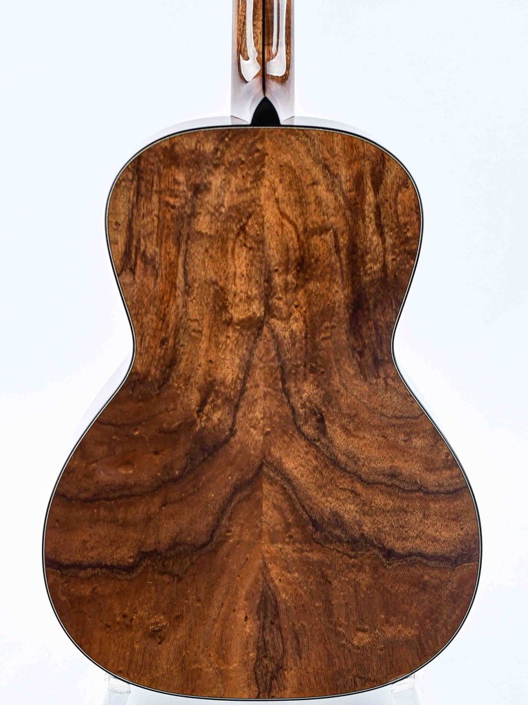 Bourgeois JOMC Winter NAMM Luthiers Choice Koa 2002-6.jpg