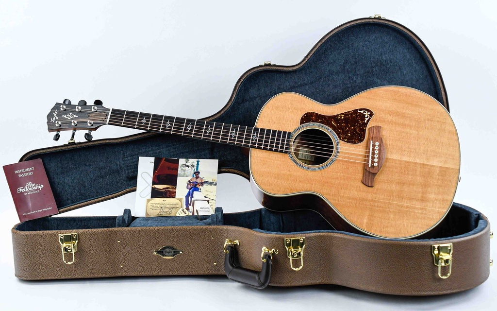 Taylor Gold Label 814e Rosewood Natural-1.jpg