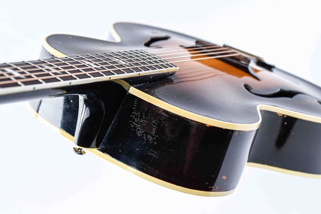 Epiphone Blackstone Archtop Sunburst 1938-8.jpg