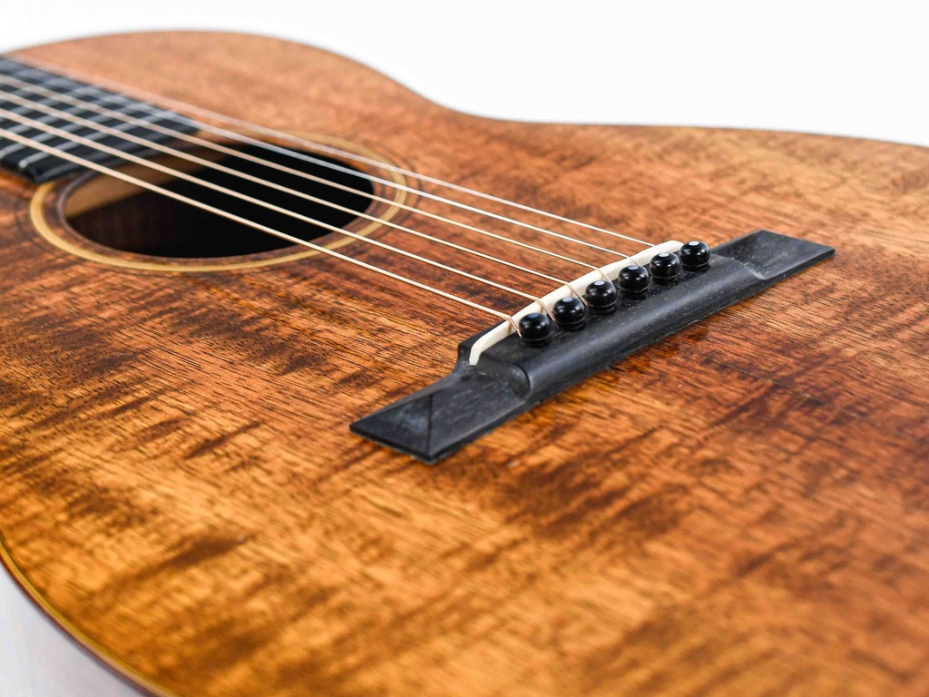 Martin 018K Koa 12 Fret 1931-11.jpg