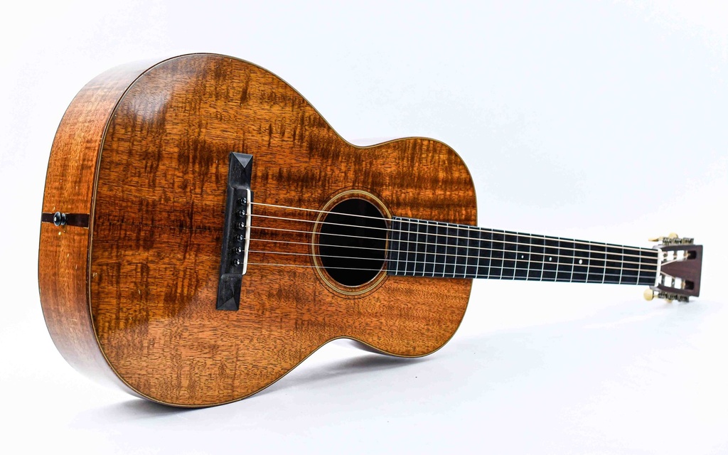 Martin 018K Koa 12 Fret 1931-12.jpg