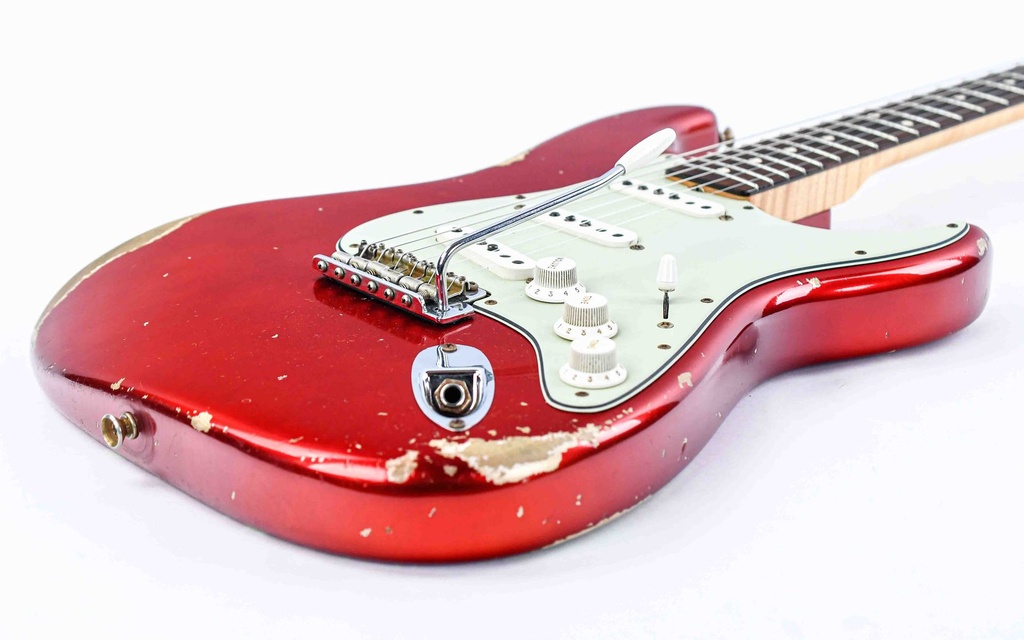 Fender Stratocaster Masterbuilt Candy Apple Red 2021-12.jpg